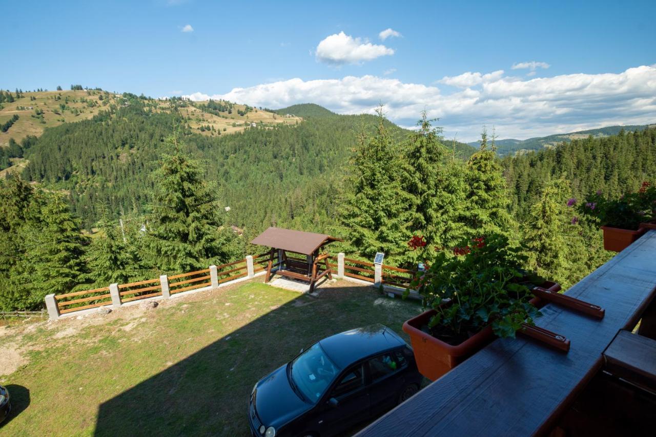 Cabana Denisa Arieseni Exterior photo